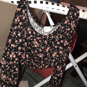 Off the shoulder LA hearts top